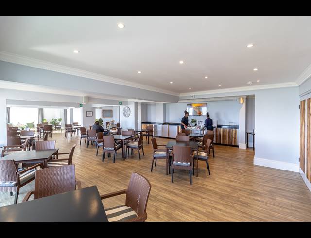 1 BEDROOM RETIREMENT UNIT TO LET IN MOUILLE POINT